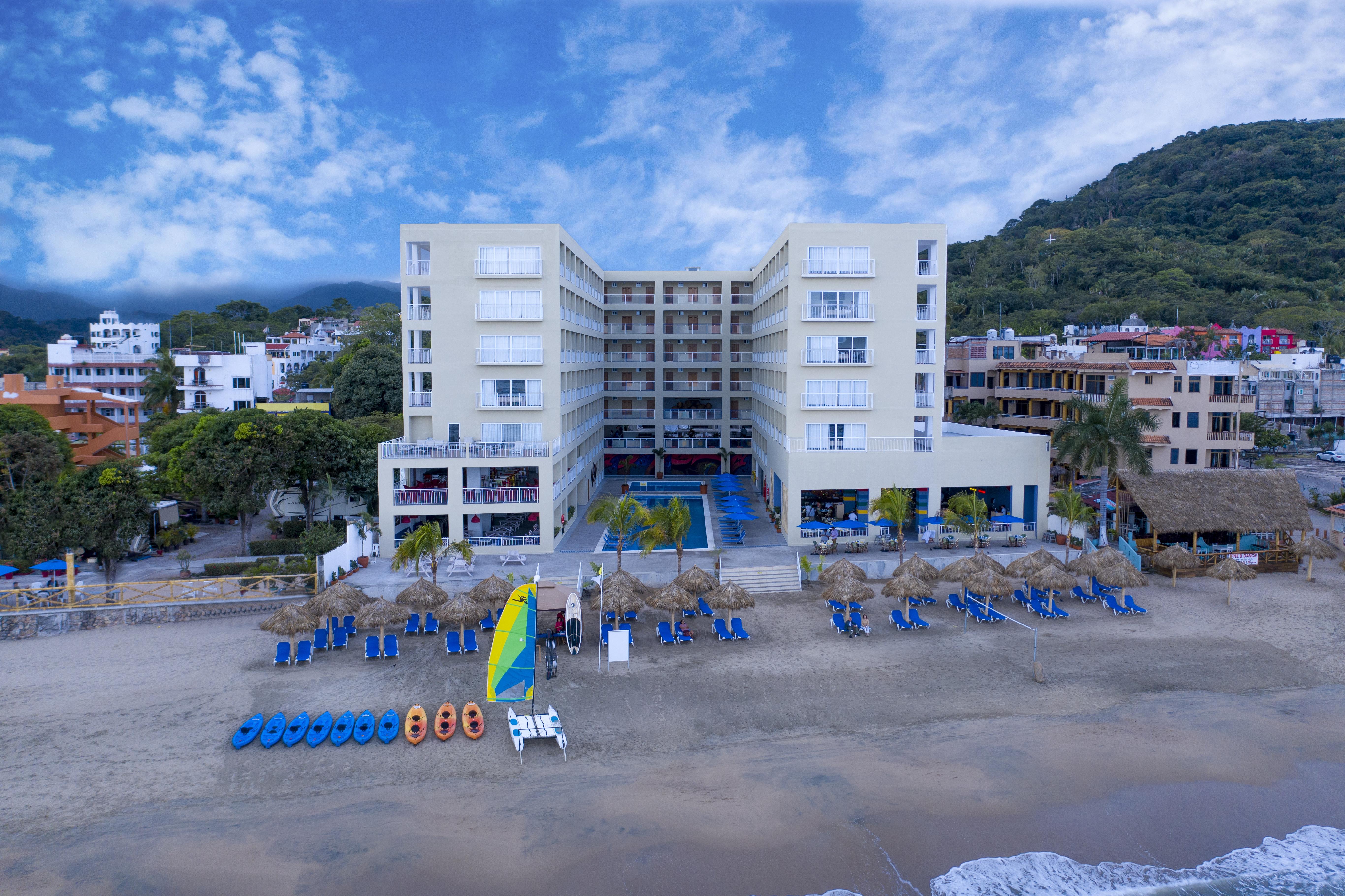 Decameron La Marina Guayabitos, Ramada All-Inclusive Resort رينكون دي غوايابيتوس المظهر الخارجي الصورة