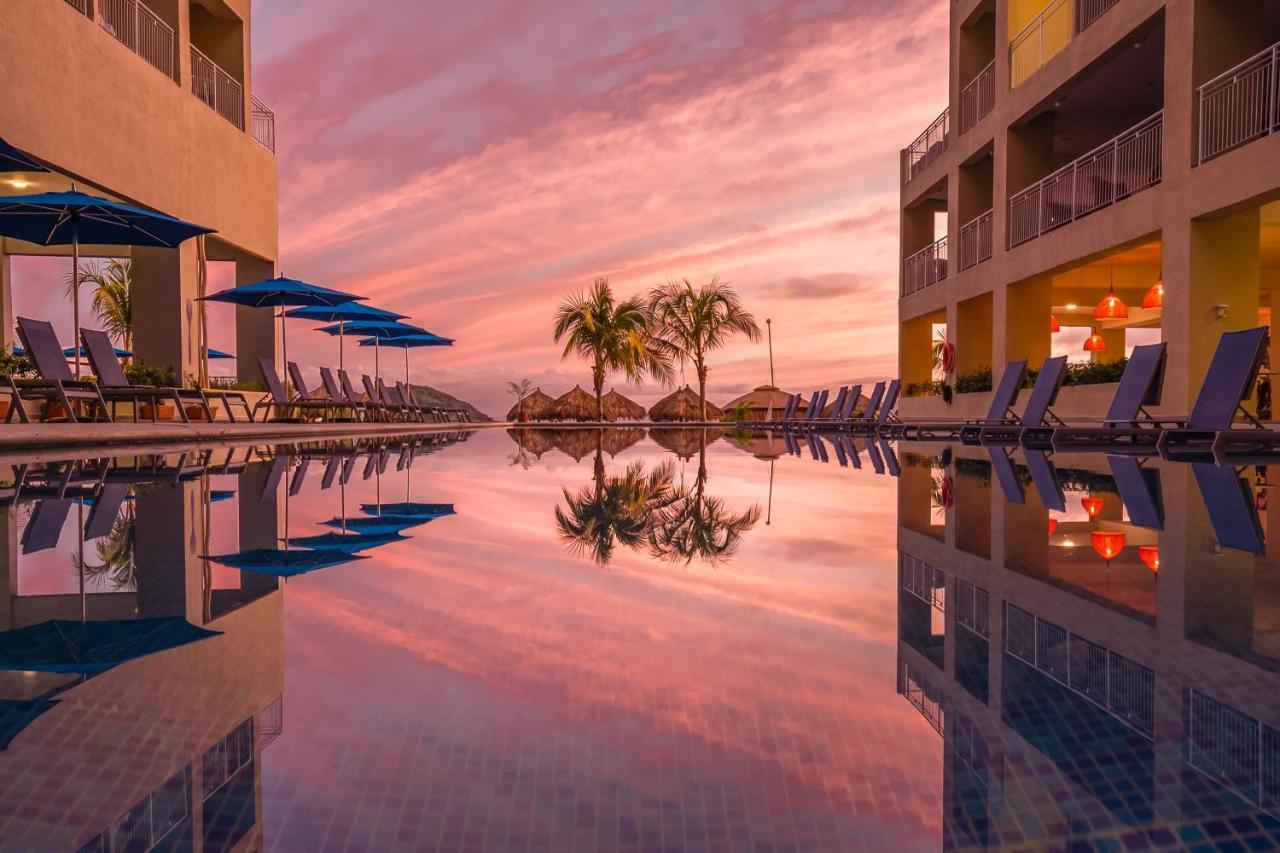 Decameron La Marina Guayabitos, Ramada All-Inclusive Resort رينكون دي غوايابيتوس المظهر الخارجي الصورة