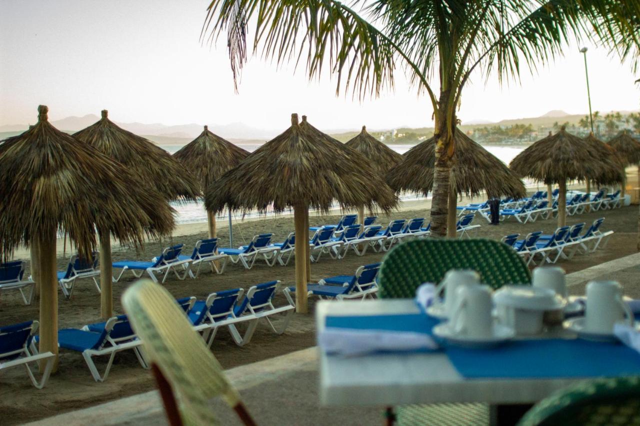Decameron La Marina Guayabitos, Ramada All-Inclusive Resort رينكون دي غوايابيتوس المظهر الخارجي الصورة