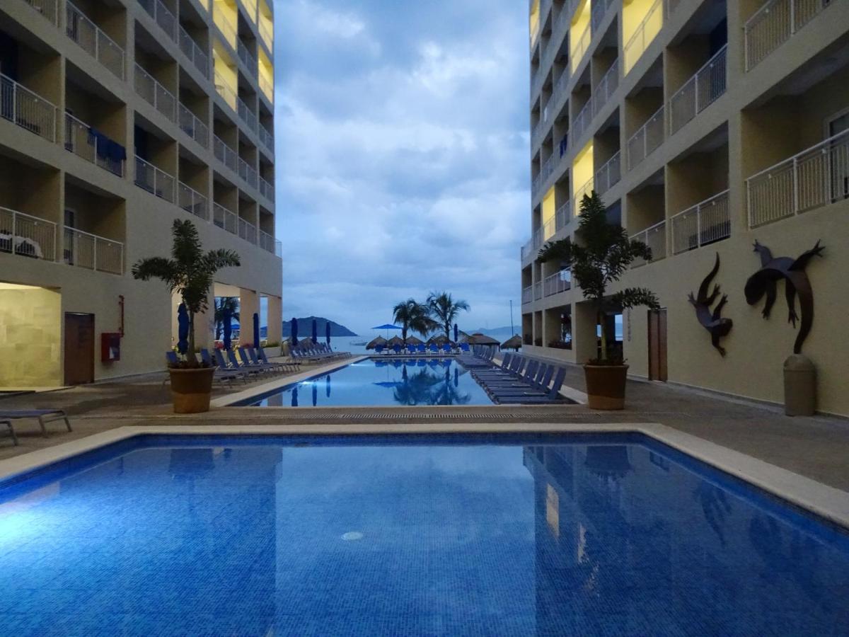 Decameron La Marina Guayabitos, Ramada All-Inclusive Resort رينكون دي غوايابيتوس المظهر الخارجي الصورة