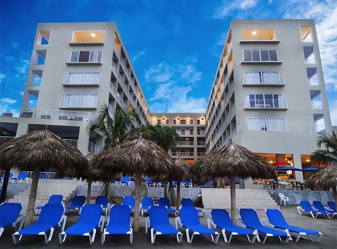 Decameron La Marina Guayabitos, Ramada All-Inclusive Resort رينكون دي غوايابيتوس المظهر الخارجي الصورة