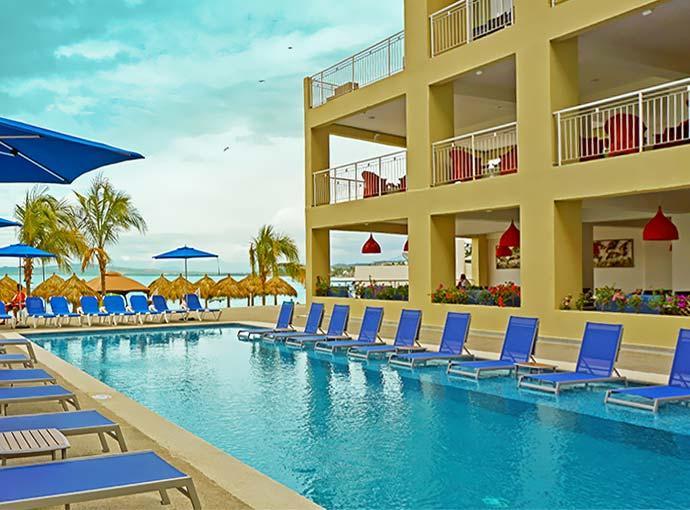 Decameron La Marina Guayabitos, Ramada All-Inclusive Resort رينكون دي غوايابيتوس المظهر الخارجي الصورة